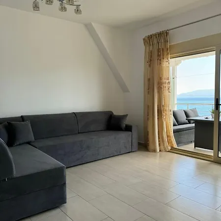Michal's * Sarandë
